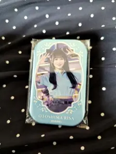 イコラブ DMMスクラッチ 音嶋莉沙 E賞 スクエア缶バッジ