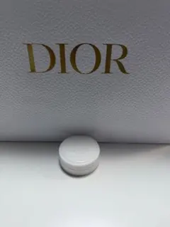 DIOR クレーム　アブリコ　ネイル　クリーム