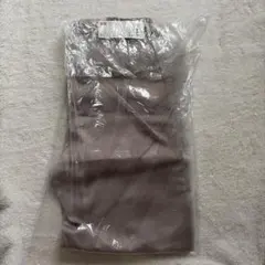 UNIQLOサテンリラックスストレートパンツ