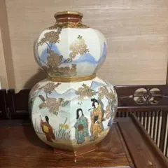 九谷焼　古九谷　薩摩風　花瓶　日本の伝統的な陶器花瓶