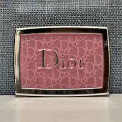 Dior ディオール バックステージ ロージー グロウ 001