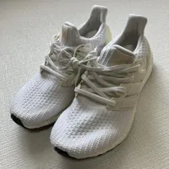 アディダス ホワイト スニーカー