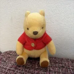 クラシック　プーさん　ぬいぐるみ　バッジ