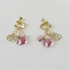 ハートピンクジルコニア透かし薔薇デザインイヤリング