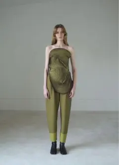 Item thumbnail for item 3bfcf60e-f6b8-4d89-8e36-16f91c54491a