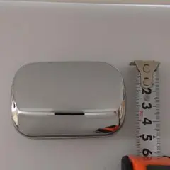 未使用　アクセサリーケース　小物入れ　シルバー　鏡面　内側ベロア