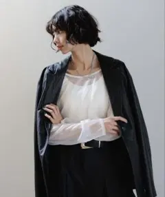 【最終値下】PAGEBOY シアーカット2WAYロングスリーブ　ホワイト