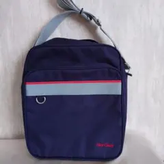 Item thumbnail for item 6c3f4ff6-0dcb-48a3-b9af-526832537afd