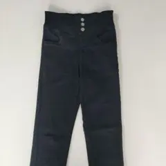 黒いハイウエストロングパンツ