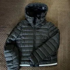 LACOSTE フード付きダウンジャケット ブラック　40