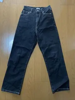 ZOZOTOWN限定　アプレジュール　ストレートデニムのサムネイル