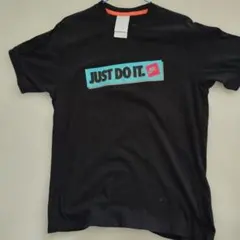 Nike Tシャツ　Mサイズ