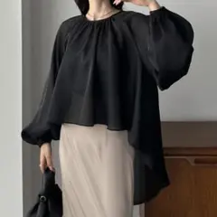 Louere シアーテールブラウス トップス ブラック Sサイズ 新品タグ付き