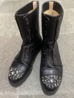 ジミーチュウビジュー付きブラックレザーショートブーツ35