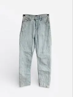 GAP ライトブルーストレートデニム