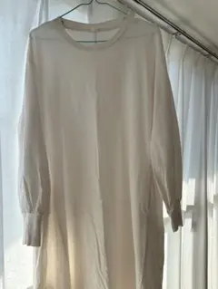 GU ロングワンピース ホワイト 長袖