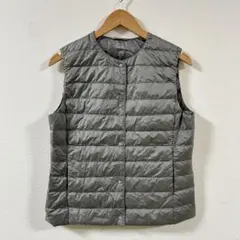 美品 ユニクロ レディース ダウンベスト ウルトラライトダウン グレー