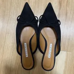 PIPPICHIC ブラック ポインテッドトゥミュール