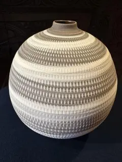 小石原焼　グレーとホワイトのストライプ陶器花瓶