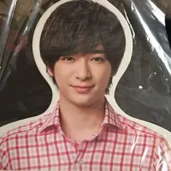 知念侑李ハンガー