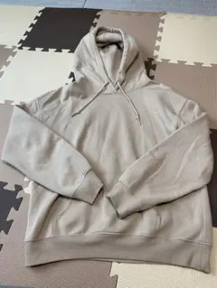 GU ベージュ フード付きパーカー　レディースLサイズ