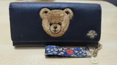 【Paul & JOE】かぶせ長財布 くま 刺繍 黒のサムネイル