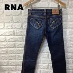 RNA アールエヌエー　ハートポケットストレートデニムパンツのサムネイル