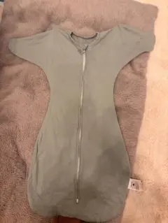 新品未使用 スワドル 6～12ヶ月まで