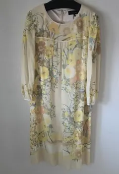 LEONARD レオナール 花柄シアー　Lサイズ ベージュ系 日本製 上品 LEONARD レオナール 花柄シアー Lサイズ ベージュ系 日本製 上品
