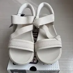 SKECHERS Hands Free Swift Fit サンダルのサムネイル