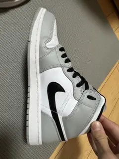 Nike ハイカットスニーカー ホワイト/グレー