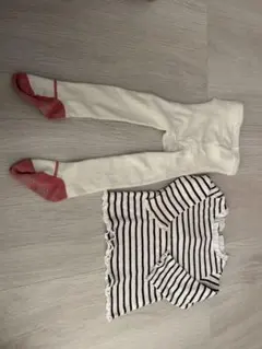 女の子 長袖80 白タイツ85 白黒ストライプ トップスとタイツセット
