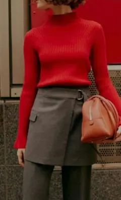 フレイアイディー ウールシルクリブニット ハイネックプルオーバー 赤