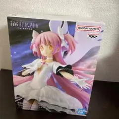 魔法少女まどか☆マギカ フィギュア　アルティメットまどか