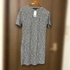 Forever21 リブ編み黒白ストライプ半袖ひざ丈ワンピース