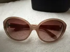 正規品Ferragamo ベージュフレーム サングラス ケース付きのサムネイル