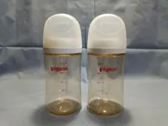 選べるおまけ２つ付き　母乳実感　哺乳びん（プラスチック製）240ml ２本