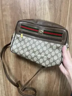 Gucci GGキャンバス ショルダーバッグ