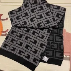 GUESSマフラーズッカフェンディゲスしまむらアベイルGUロックパンクゴスロリ