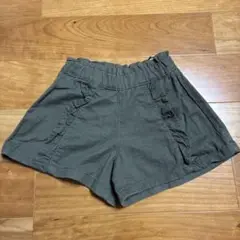 カーキ フリル付き ショートパンツ　80サイズ