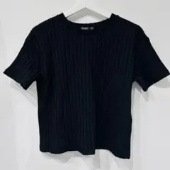 Bershka ブラック リブ編み 半袖Tシャツのサムネイル