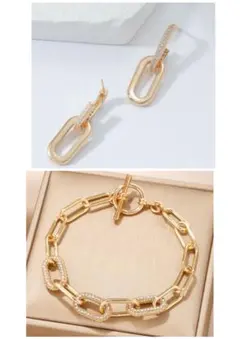 値下げ‼️新品未使用♡華やか2点セットラインストーン　ピアス　ブレスレット