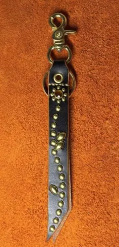 HATCHET ウォレットチェーン 約40cm ステッカー付き - メルカリ