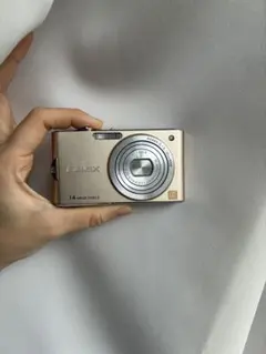 LUMIX 14メガピクセル コンパクトデジタルカメラ - メルカリ