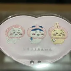 値下げしました！ちいかわ ハート型ファブリックミラー