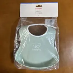 未使用ベビービョルン BABYBJORN お食事スタイ シリコン ミントグリーン