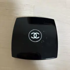 CHANEL アイシャドウパレット 空容器のサムネイル