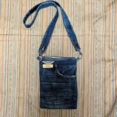 ダメージデニムリメイク ハンドメイドサコッシュ 複数ポケット付き