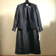 【極美品】RIFANNE １１号　礼服　フォーマル　セットアップ　紺色