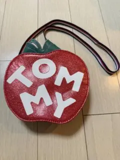 TOMMY HILFIGER りんご型ショルダーバッグ　キッズのサムネイル